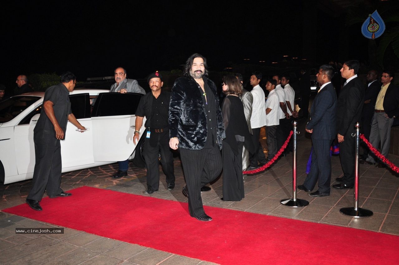 Top Celebs at Arpita Khan Wedding Reception 02 - 246 / 265 photos