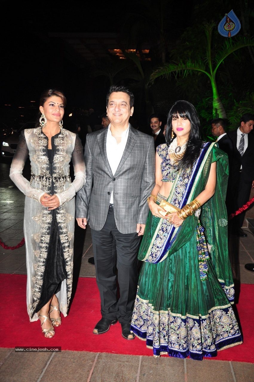 Top Celebs at Arpita Khan Wedding Reception 02 - 259 / 265 photos