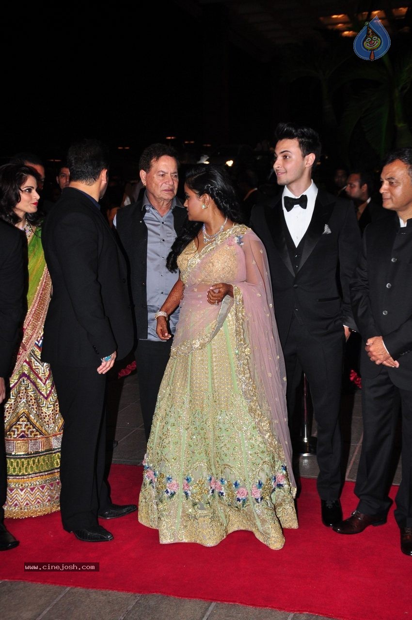 Top Celebs at Arpita Khan Wedding Reception 02 - 261 / 265 photos
