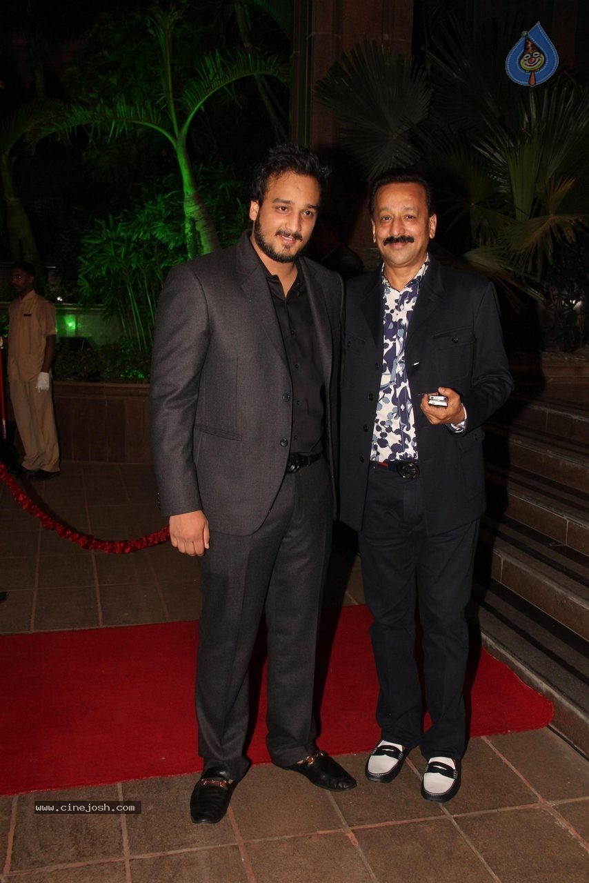 Top Celebs at Arpita Khan Wedding Reception 02 - 265 / 265 photos