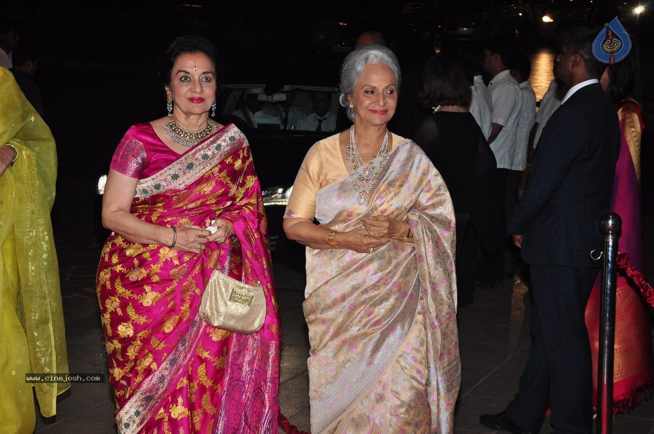 Top Celebs at Arpita Khan Wedding Reception 03 - 19 / 268 photos