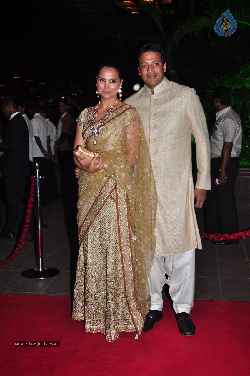 Top Celebs at Arpita Khan Wedding Reception 03 - 21 / 268 photos