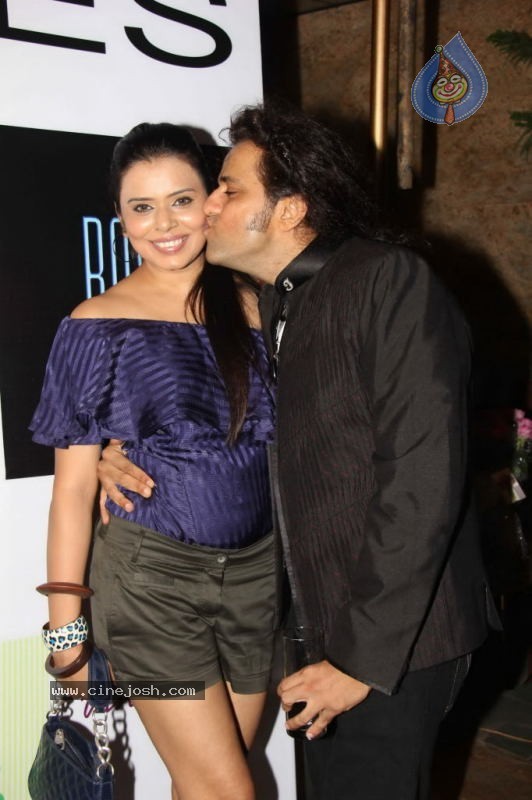 Tribute Party to The King of POP - 39 / 39 photos