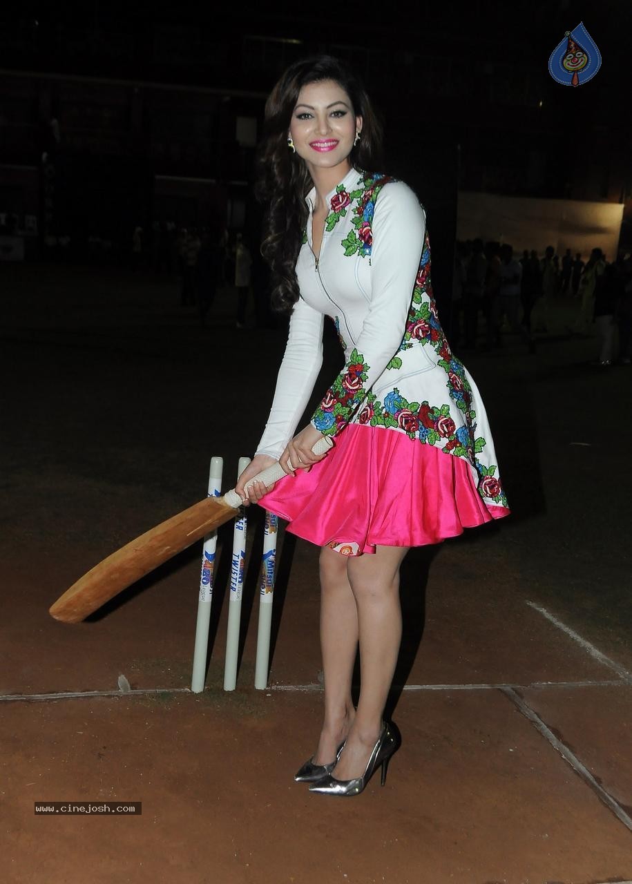 Twister Mitsui Shoji T 20 League Season 5 - 2 / 40 photos