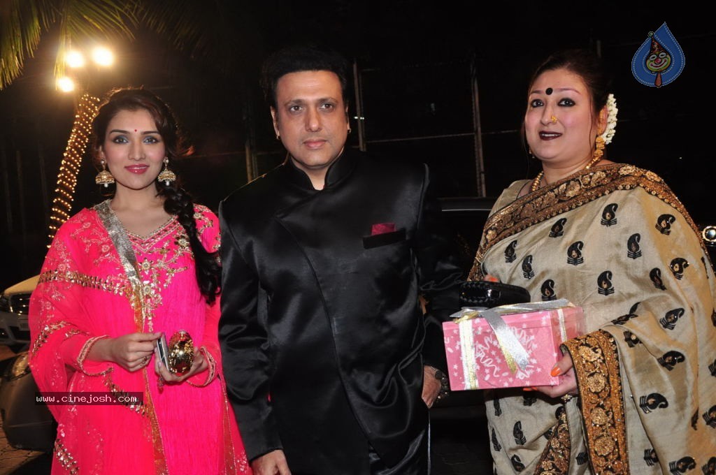 Udita Goswami & Mohit Suri Wedding Ceremony - 38 / 81 photos