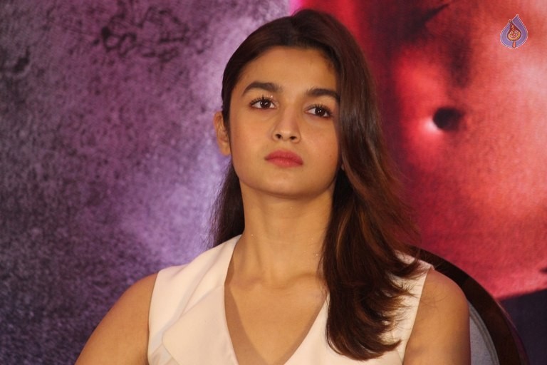 Udta Punjab Team Press Meet - 1 / 32 photos