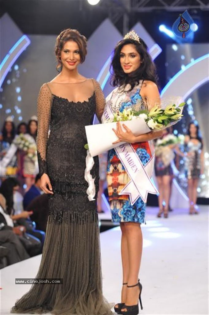 Unveiling of Miss India 2014 Crown - 18 / 65 photos