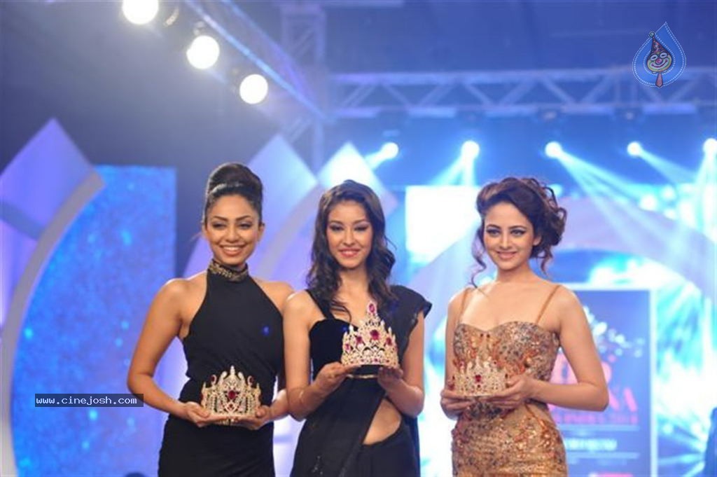Unveiling of Miss India 2014 Crown - 65 / 65 photos
