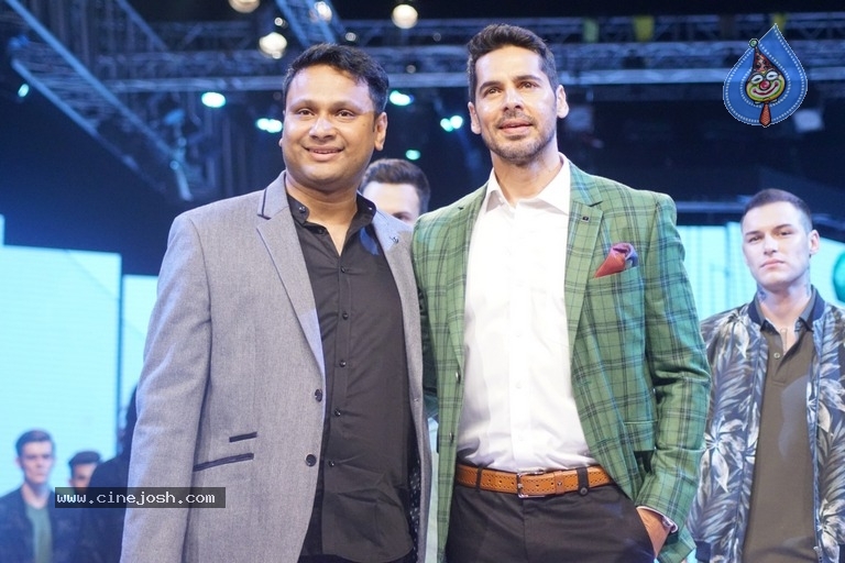 Van Heusen GQ Fashion Nights 2017 - 31 / 52 photos