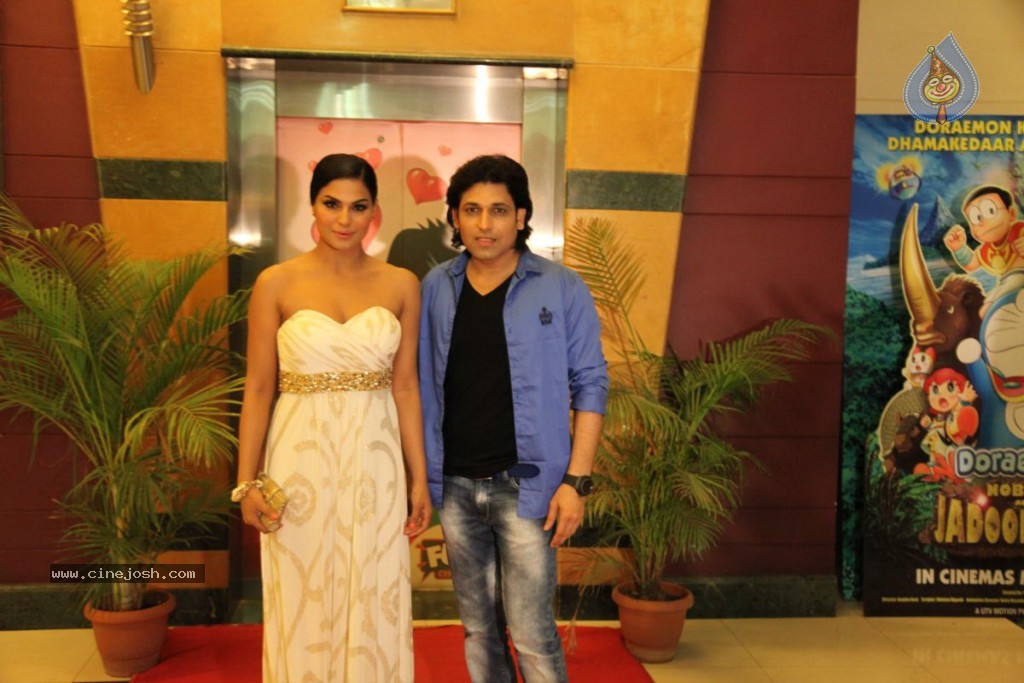 Veena Malik at Zindagi 50 50 Premiere - 12 / 29 photos