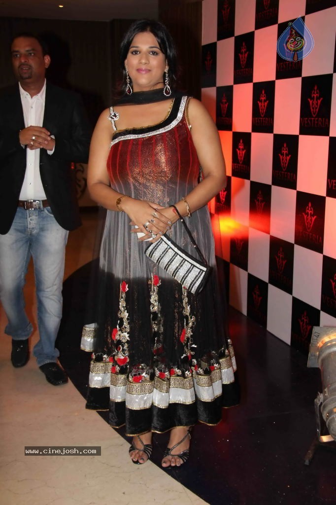 Vesteria High End Decor Showroom Launch - 27 / 67 photos