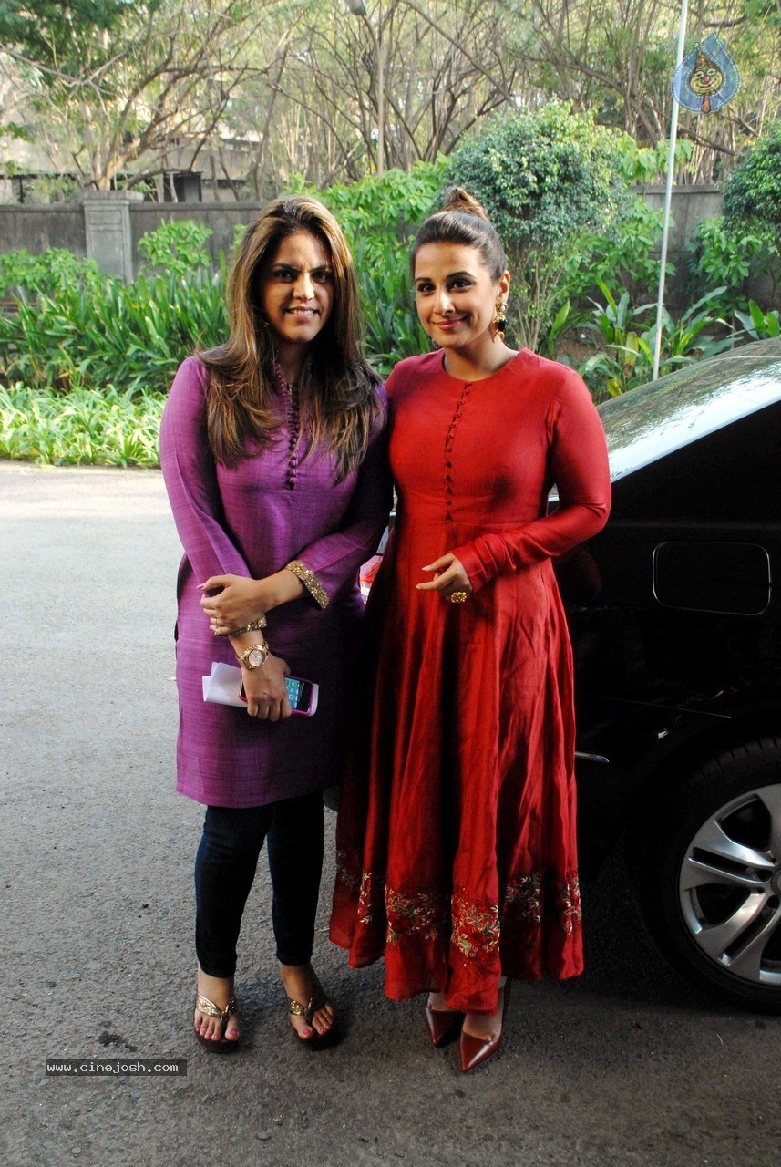Vidya Balan at Cultural Hub Event - 28 / 39 photos