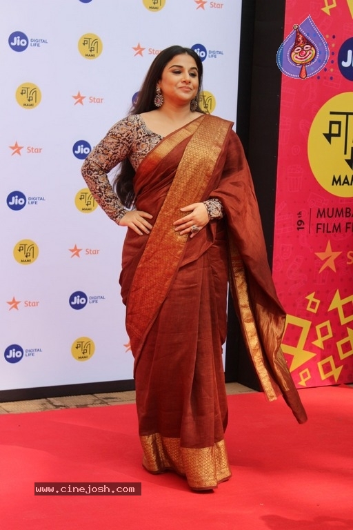 Vidya Balan at Jio Mami Film Mela Photos - 6 / 14 photos