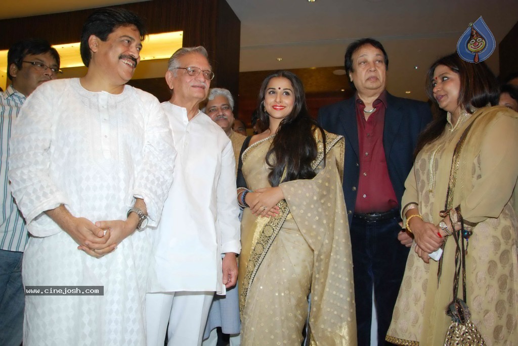 Vidya Balan at Tera Bayaan Ghalib Album Launch - 44 / 48 photos