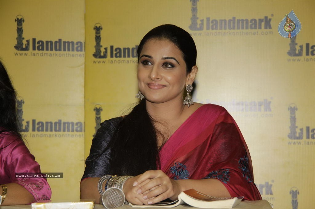 Vidya Balan Launches Unhooked Novel - 1 / 55 photos