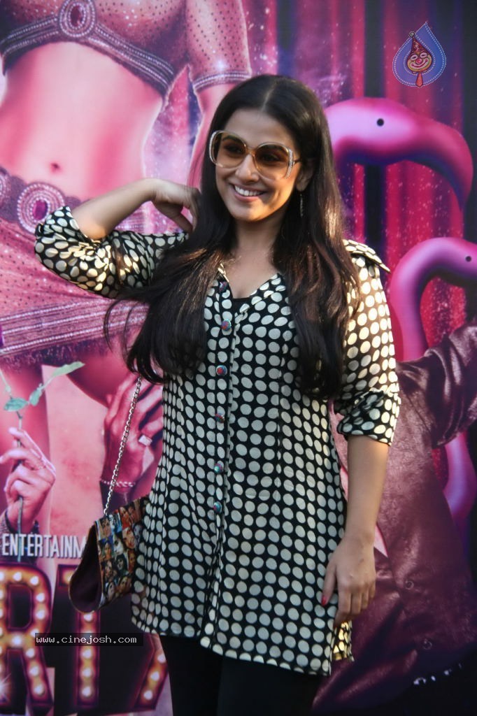Vidya Balan Promotes The Dirty Picture Movie - 5 / 22 photos