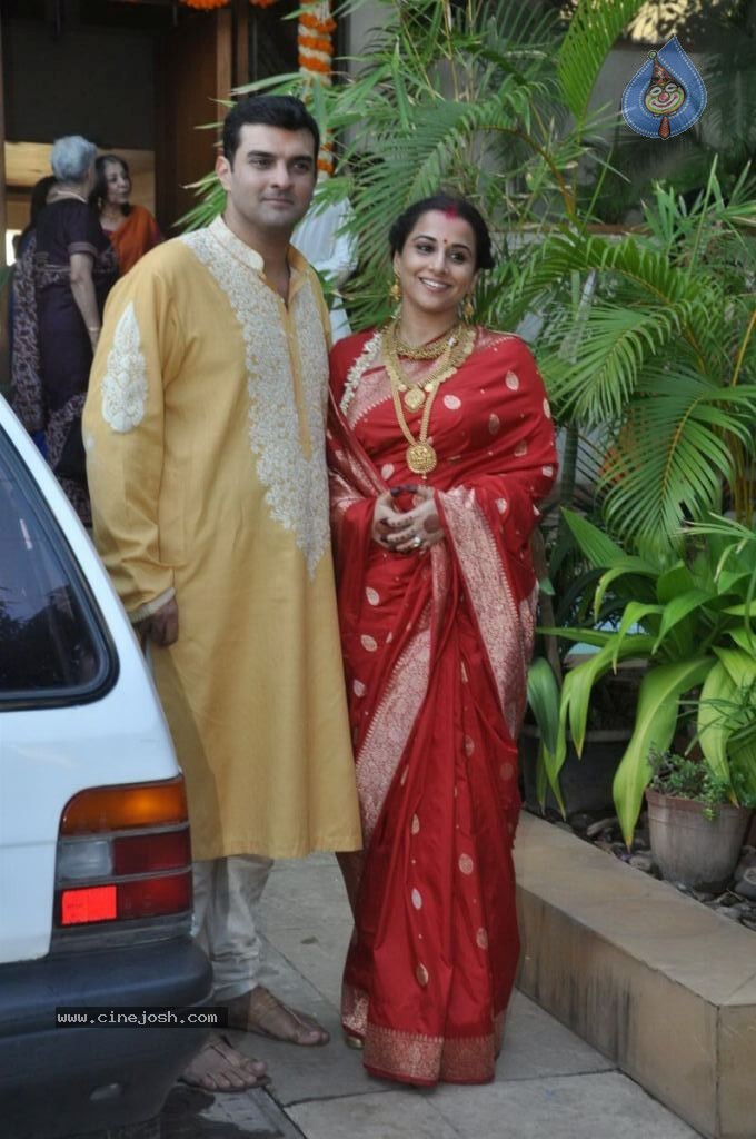 Vidya Balan Wedding Ceremony - 19 / 83 photos