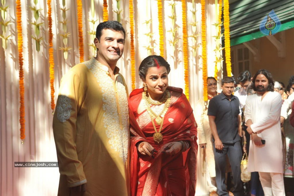 Vidya Balan Wedding Ceremony - 20 / 83 photos