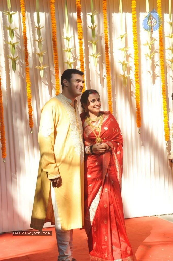 Vidya Balan Wedding Ceremony - 23 / 83 photos