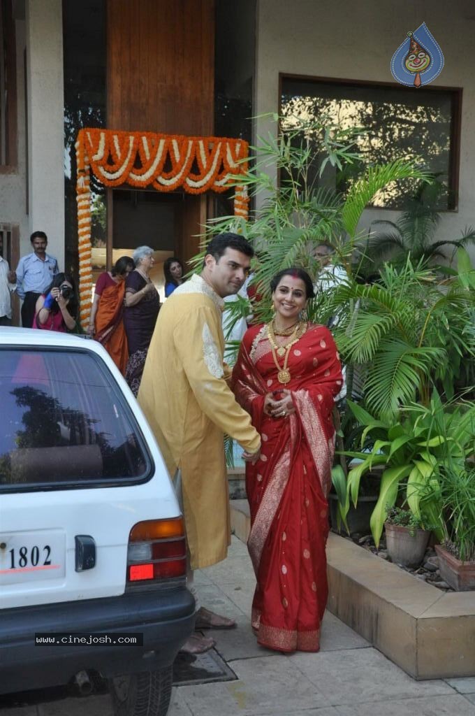 Vidya Balan Wedding Ceremony - 59 / 83 photos
