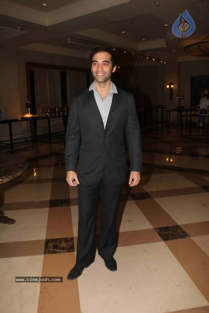 Vijay Kalanatri Son Sangeet Ceremony - 7 / 98 photos