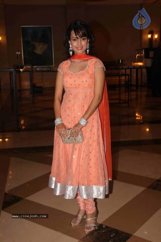 Vijay Kalanatri Son Sangeet Ceremony - 80 / 98 photos