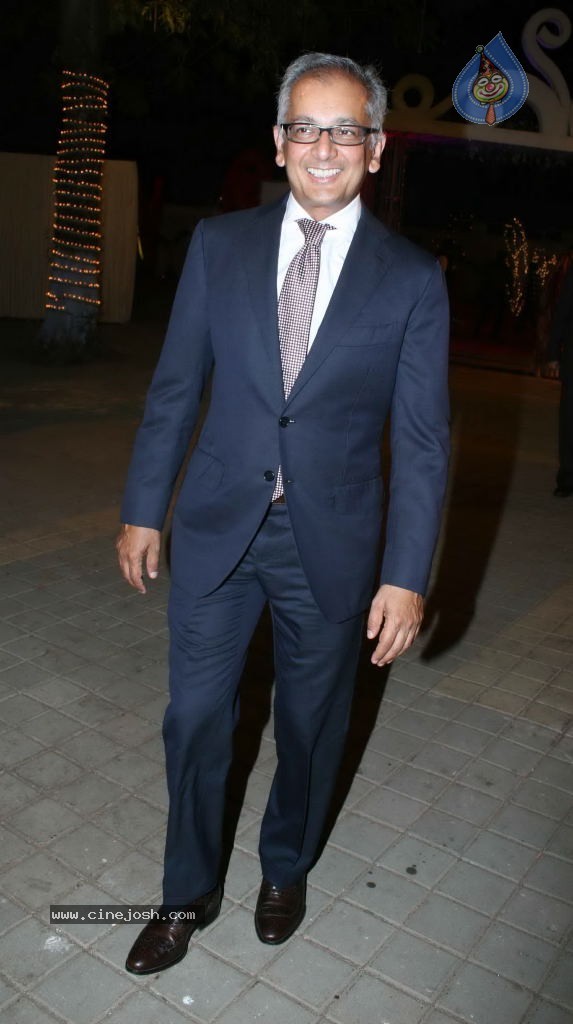 Vikaas Kalantri and Priyanka Chibber Wedding Reception - 17 / 148 photos