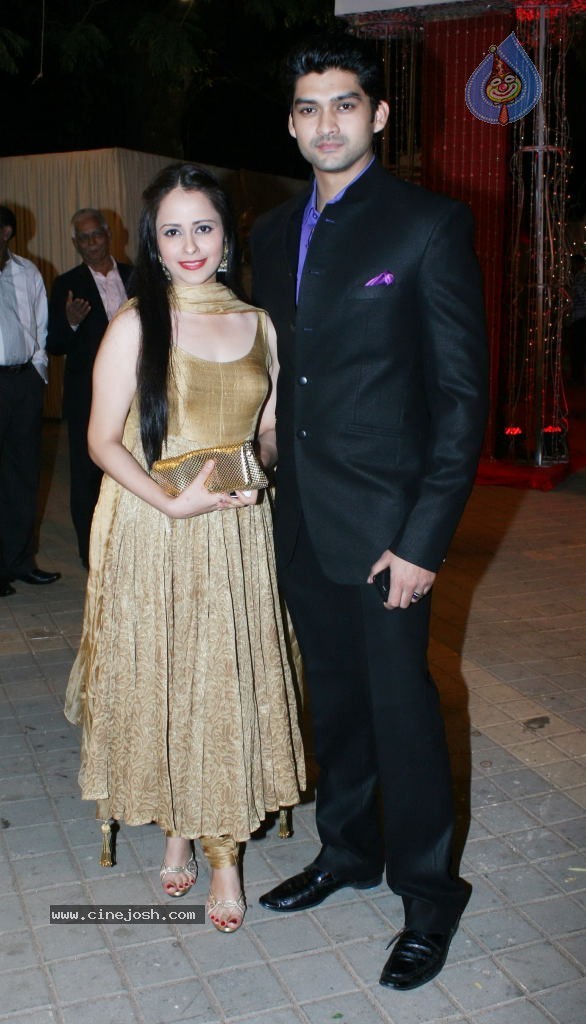 Vikaas Kalantri and Priyanka Chibber Wedding Reception - 37 / 148 photos