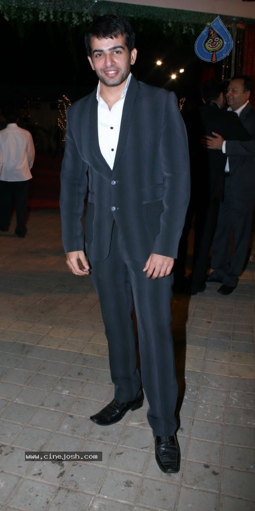 Vikaas Kalantri and Priyanka Chibber Wedding Reception - 67 / 148 photos