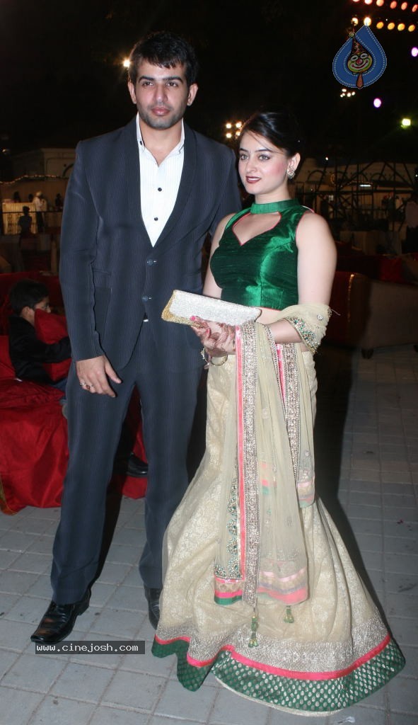 Vikaas Kalantri and Priyanka Chibber Wedding Reception - 99 / 148 photos