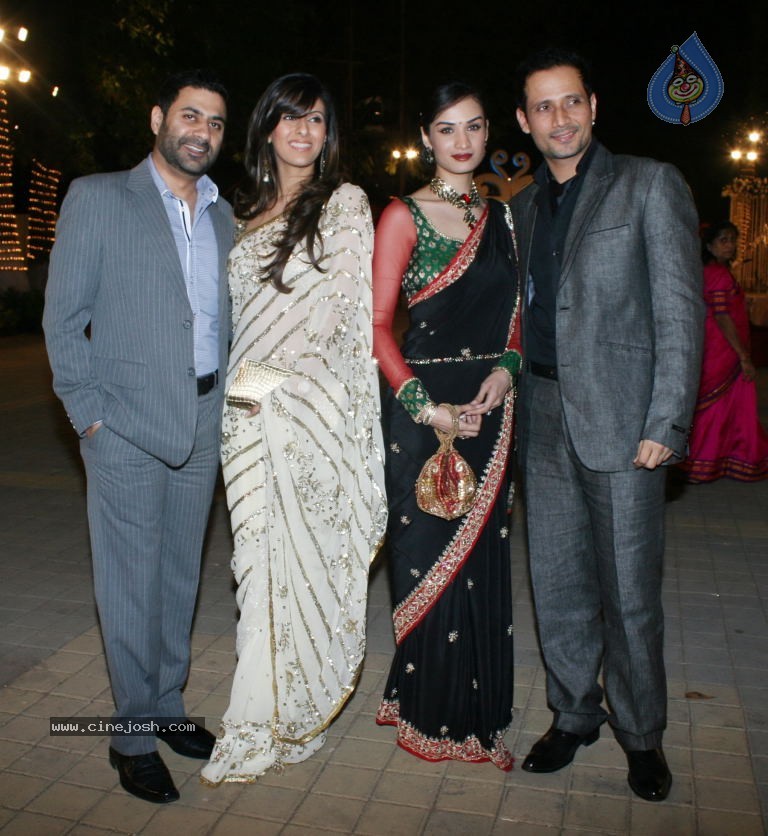 Vikaas Kalantri and Priyanka Chibber Wedding Reception - 120 / 148 photos