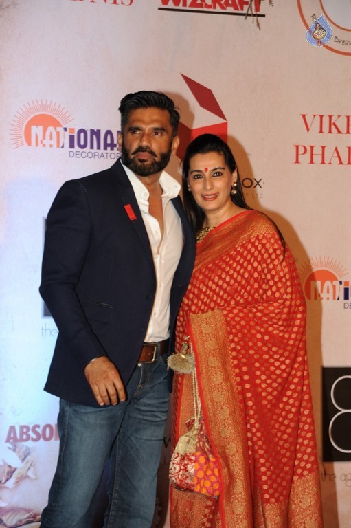 Vikram Phadnis 25 years Completion Fashion Show - 79 / 91 photos
