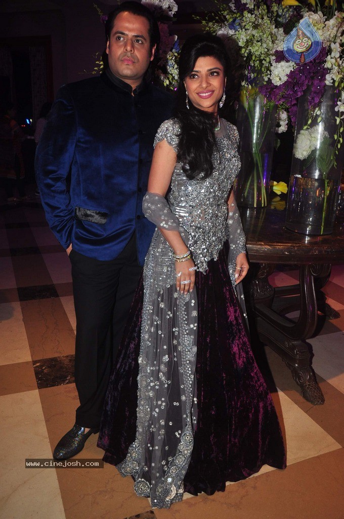 Vikram Singh Niece Shirin Sangeet Ceremony - 30 / 49 photos