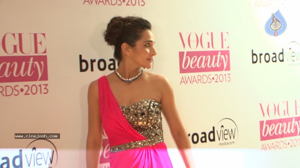 Vogue Beauty Awards 2013 - 4 / 258 photos