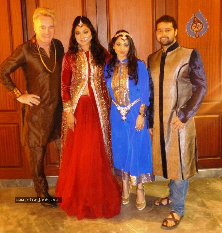 Wedding Electric Blues Event - 11 / 24 photos