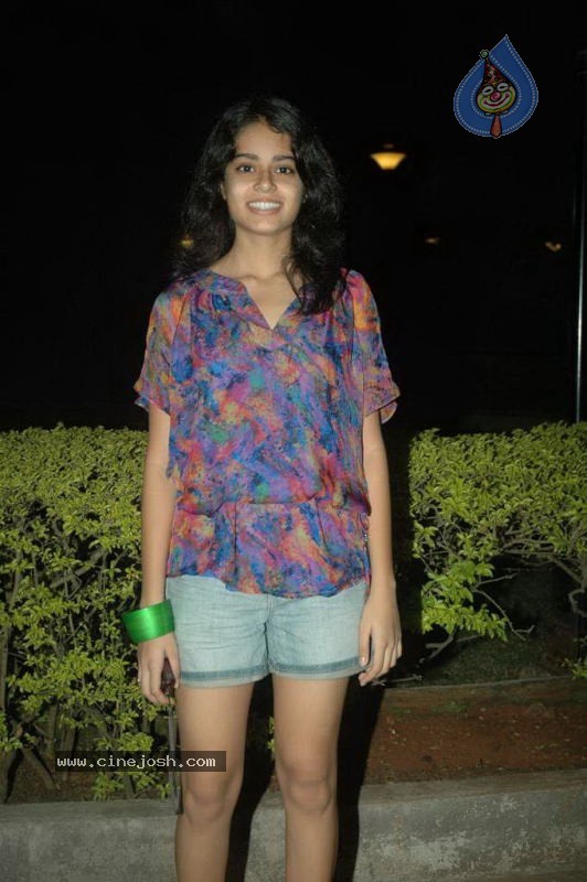 Wine Viva Fashion Show 2011 - 91 / 101 photos