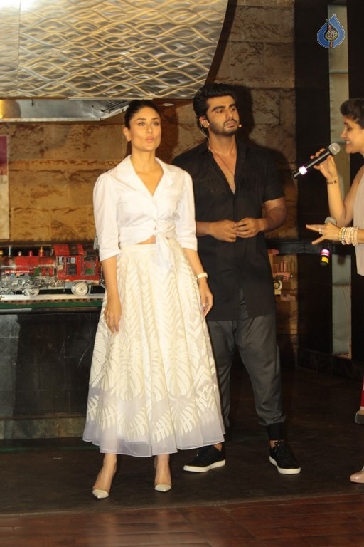 Womens Day Celebration with Ki and Ka Team - 25 / 63 photos