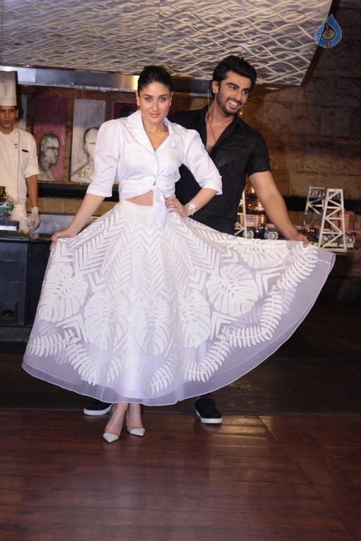 Womens Day Celebration with Ki and Ka Team - 58 / 63 photos