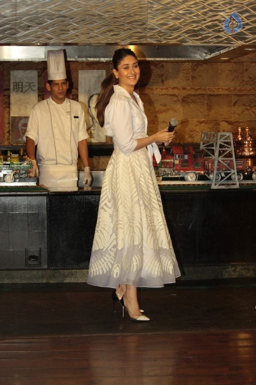 Womens Day Celebration with Ki and Ka Team - 62 / 63 photos