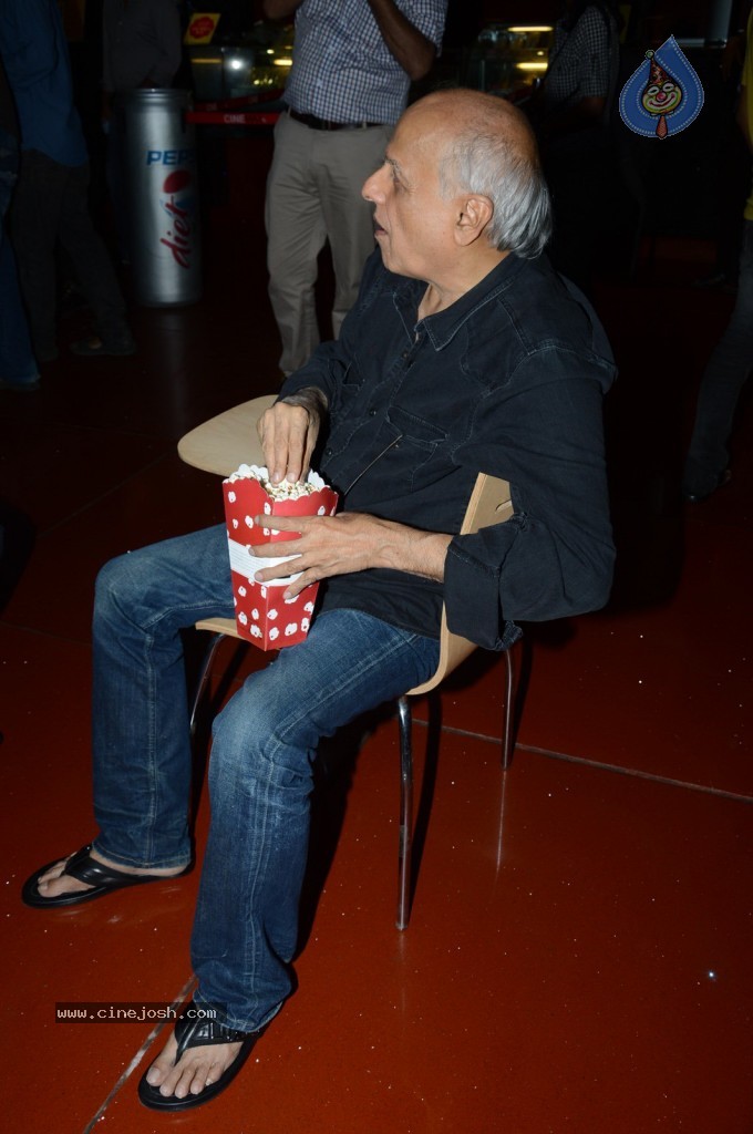 Yaariyan 1st Look Launch Event - 36 / 54 photos