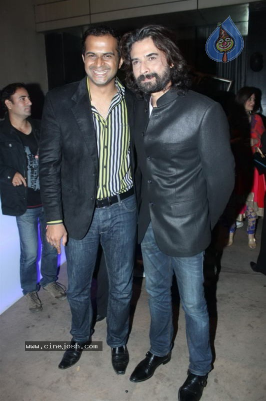 Yamla Pagla Deewana Movie Success Party - 23 / 24 photos