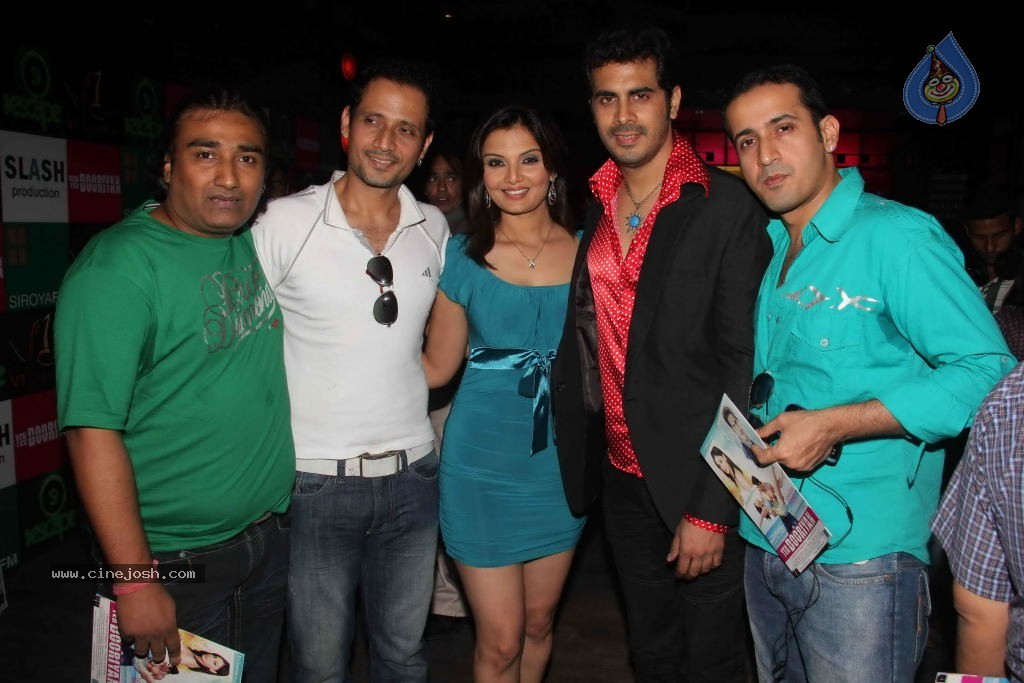 Yeh Dooriyan Movie First Look Launch - 21 / 27 photos