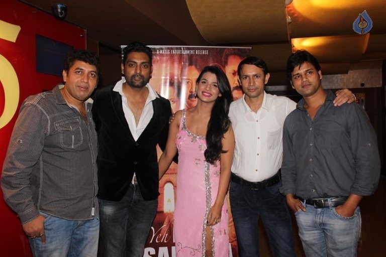 Yeh Ishq Sarfira Premier Show Photos - 16 / 21 photos
