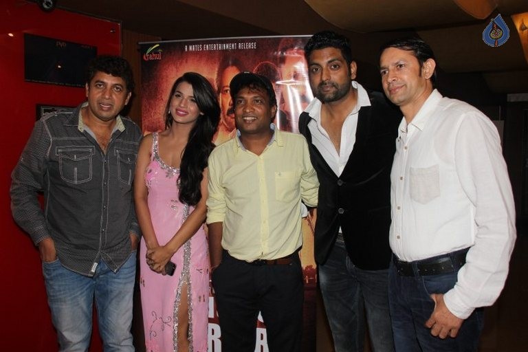 Yeh Ishq Sarfira Premier Show Photos - 19 / 21 photos