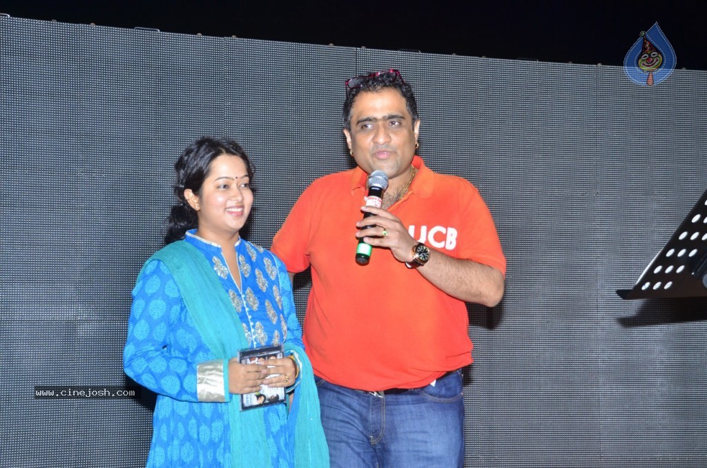 Yeh Khula Aasmaan Music Launch - 23 / 34 photos