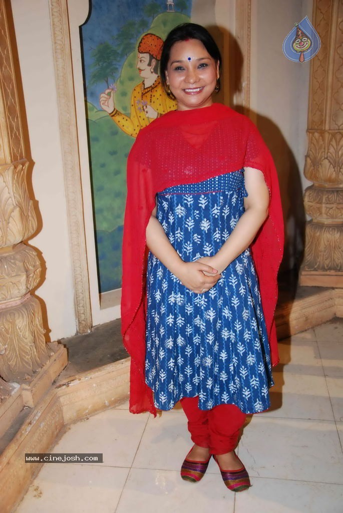 Yeh Rishta Kya Kehlata Hai 3 Years Completion Party - 10 / 37 photos