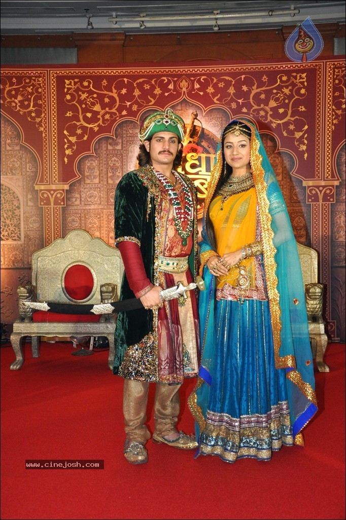 Zee TV Jodha Akbar Show Launch - 31 / 41 photos