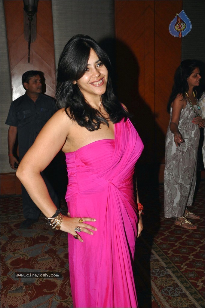 Zee TV Jodha Akbar Show Launch - 35 / 41 photos