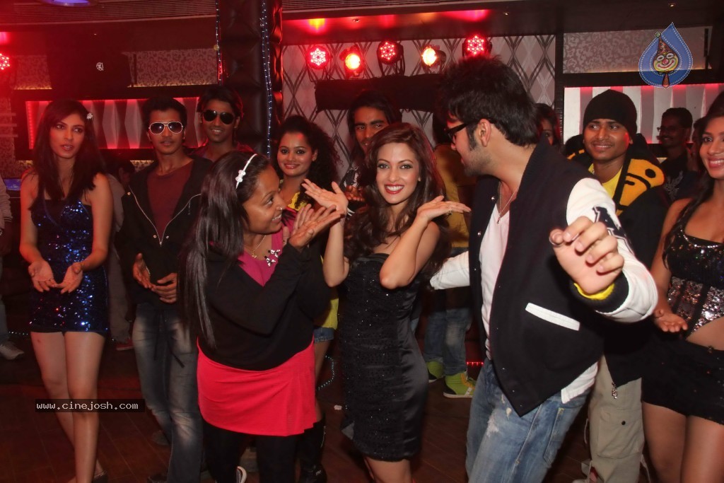 Zindagi 50-50 On Location Song Shoot - 7 / 31 photos