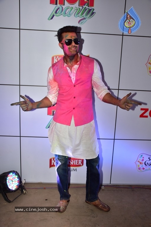 Zoom Holi Party Photos - 7 / 26 photos